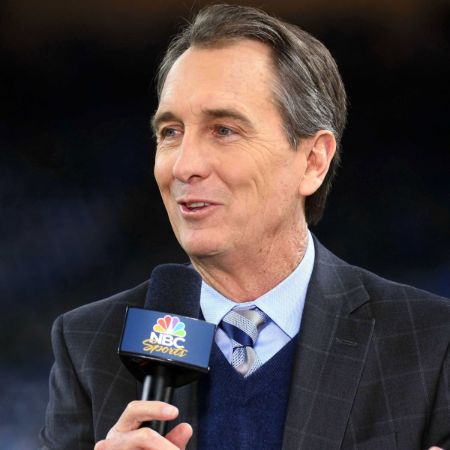 Cris Collinsworth got into sports broadcasting after his retirement from NFL.